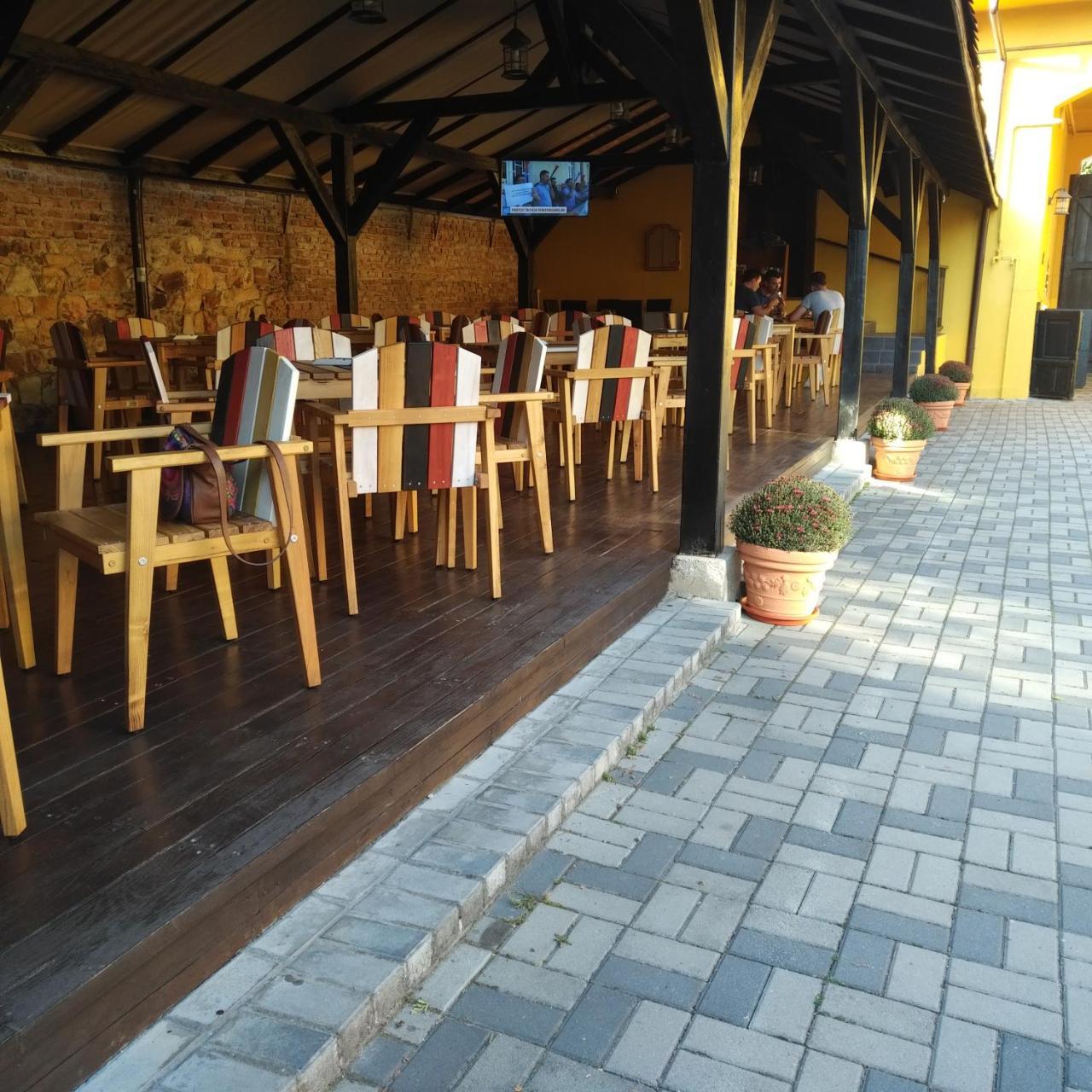 Cristian Inn Екстериор снимка