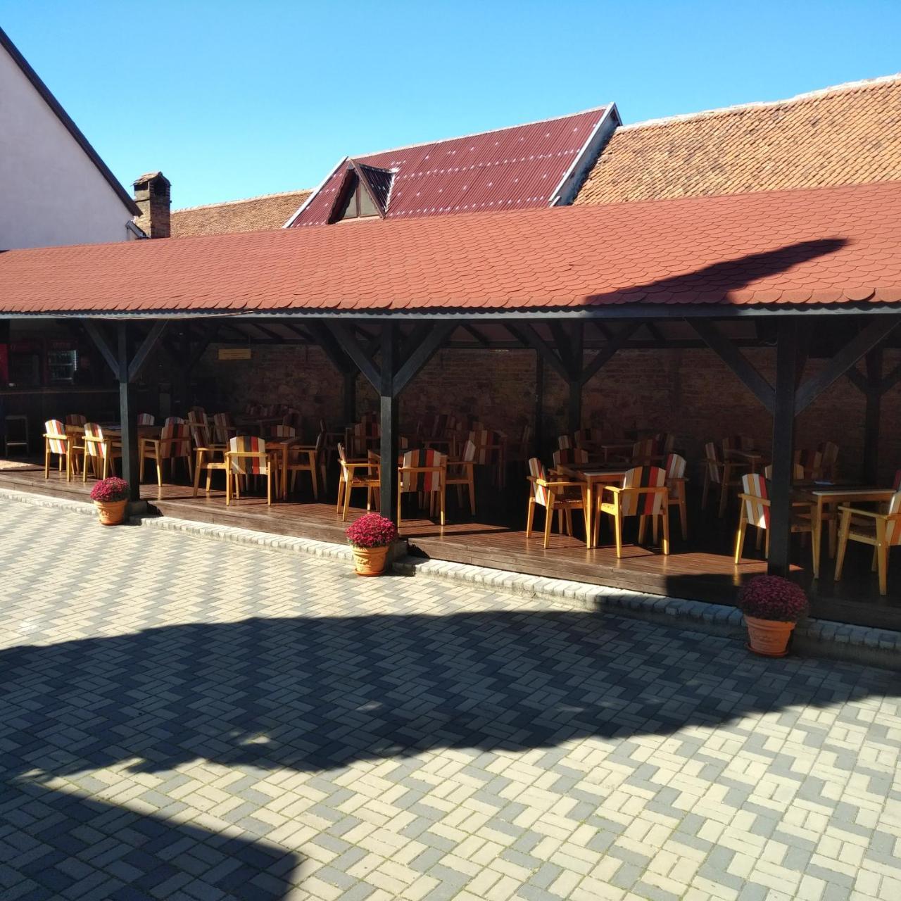 Cristian Inn Екстериор снимка