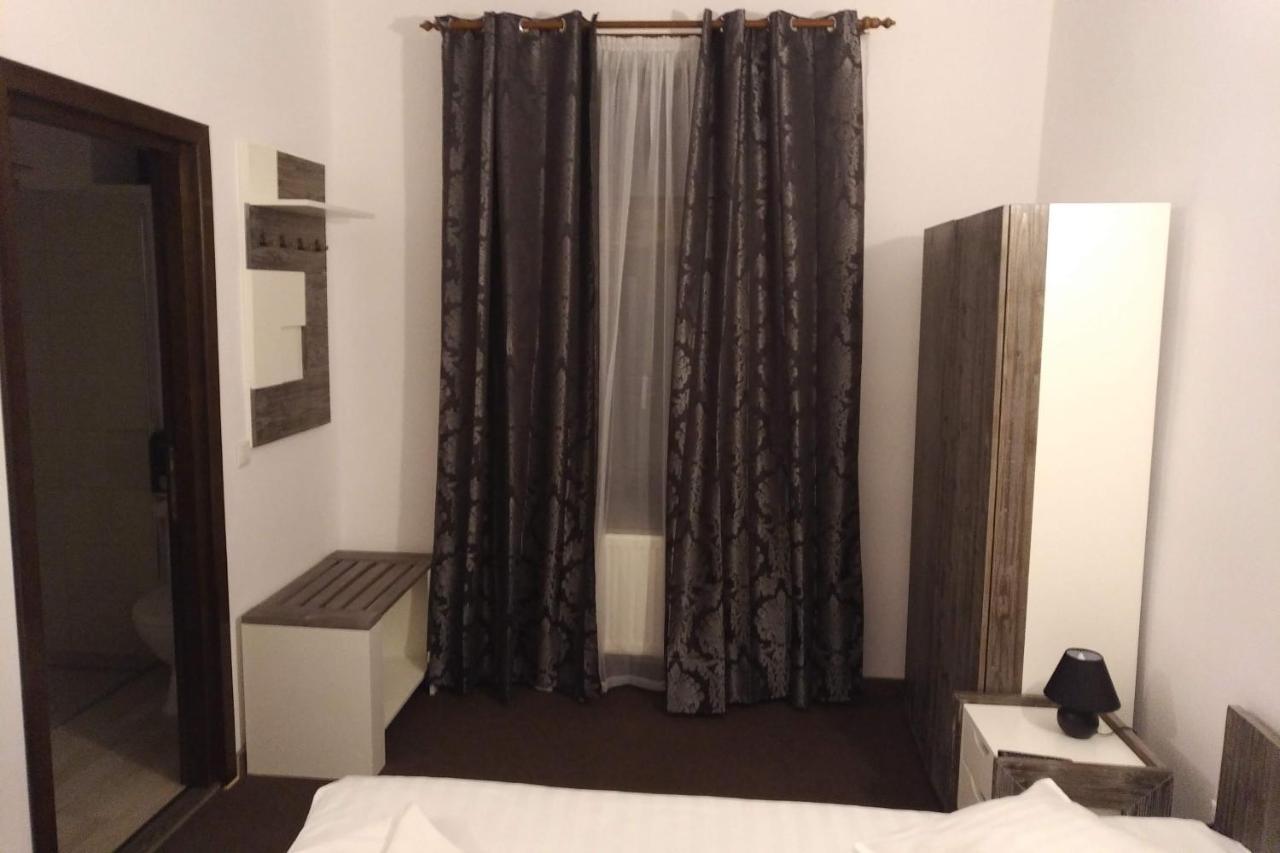 Cristian Inn Екстериор снимка